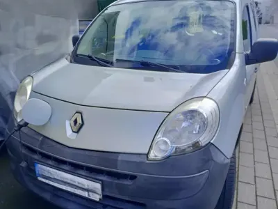 Gebraucht Renault Kangoo 44 kW (60 PS) 2013 Silber Van / Kleinbus