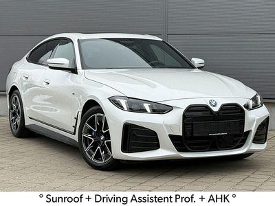 Mineralweiss metallic Gebraucht 2025 BMW i4 M Sport Limousine | 53.690 €