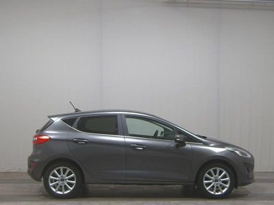 Grau Gebraucht 2020 Ford Fiesta Titanium Kleinwagen | 8.780 € (Fairer Preis)