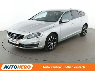 Brugt Volvo V60 Linje Svart 152 HK (111 kW) 2018 Sølv Stationcar