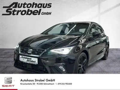Gebraucht Seat Ibiza FR 110 PS (80 kW) 2023 Midnight schwarz metallic (metallic) Kleinwagen