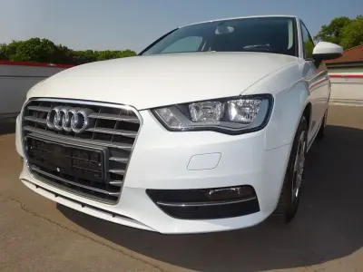 Gebraucht Audi A3 Attraction 105 PS (77 kW) 2014 Weiß