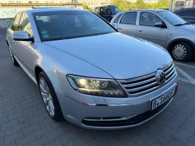 Gebraucht VW Phaeton 245 PS (180 kW) 2011 Silber Limousine