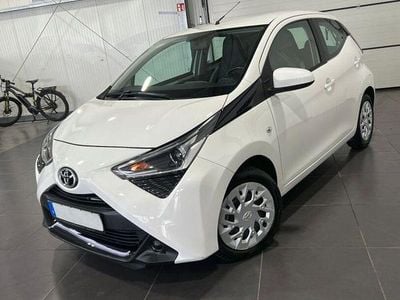 Gebraucht Toyota Aygo X-play 72 PS (52 kW) 2021 Solid white Kleinwagen