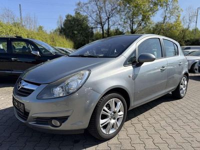 Gebraucht Opel Corsa Innovation 101 PS (74 kW) 2010 Silbersee/perl silber (m2) Kleinwagen