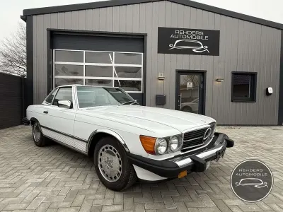 Używany Mercedes 560 230 KM (169 kW) 1988 Biały Coupe