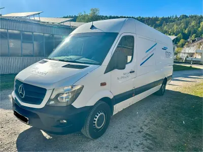 Używany Mercedes Sprinter 160 KM (117 kW) 2018 Biały Van