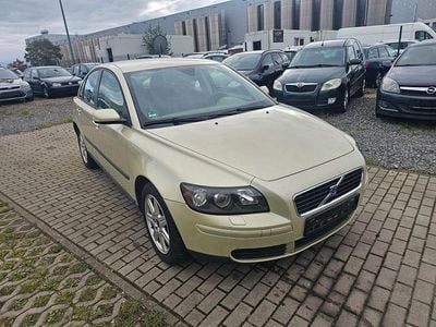 Volvo S40