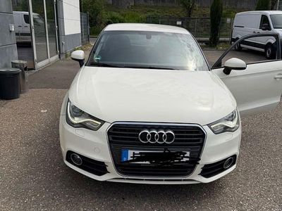 Usata Audi A1 Ambition 122 CV (89 kW) 2010 Bianco Utilitaria