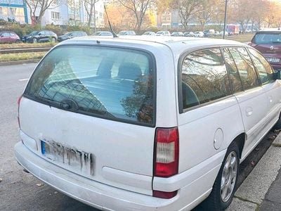 Opel Omega
