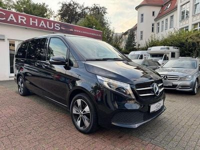 Mercedes V220