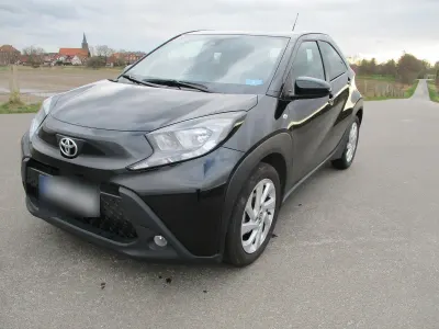 Gebraucht Toyota Aygo X 72 PS (52 kW) 2022 Schwarz SUV