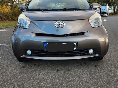 Toyota iQ