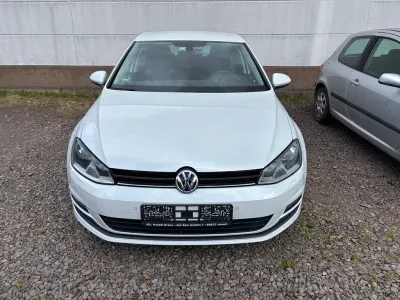 Second-hand VW Golf VII Cup 105 CP (77 kW) 2014 Alb Berlinǎ