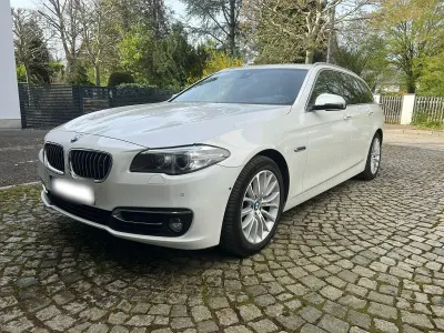 Usata BMW 530 Luxury Line 258 CV (189 kW) 2015 Bianco Station wagon
