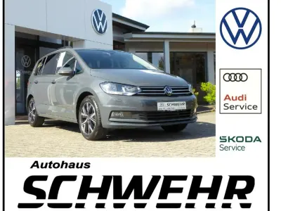 Gebraucht VW Touran Comfortline 150 PS (110 kW) 2025 Van / Kleinbus