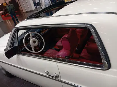 Second-hand Mercedes W114 131 CP (96 kW) 1973 Alb Coupe