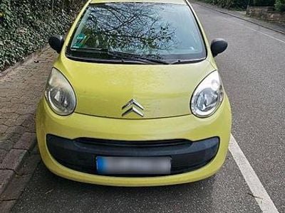 Second-hand Citroën C1 67 CP (49 kW) 2007 Galben Hatchback