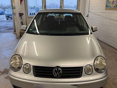 Gebraucht VW Polo Cricket 64 PS (47 kW) 2005 Grau Kleinwagen