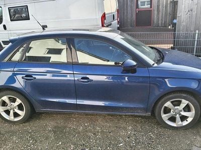 Gebraucht Audi A1 Sportback 95 PS (69 kW) 2015 Blau Kleinwagen