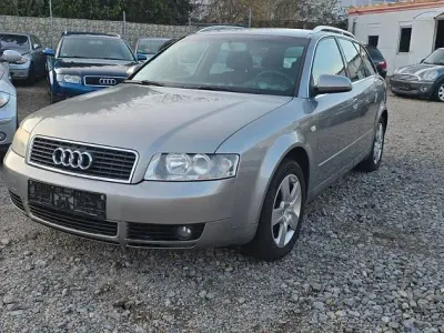 Używany Audi A4 102 KM (75 kW) 2004 Szary Kombi