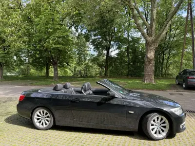 Gebraucht BMW 330 Cabriolet Sport Line 245 PS (180 kW) 2010 Schwarz Cabrio