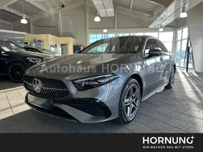 Gebraucht Mercedes A250 Advanced 218 PS (160 kW) 2024 Mountaingrau  met. Limousine