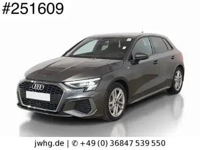 Używany Audi A3 S-Line 110 KM (80 kW) 2024 Szary Kombi