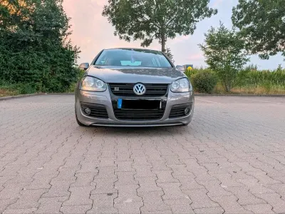 Gebraucht VW Golf V 140 PS (102 kW) 2008 Grau Kombi