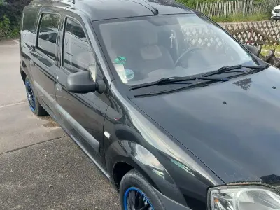 Gebraucht Dacia Logan MCV 75 PS (55 kW) 2010 Schwarz Kombi