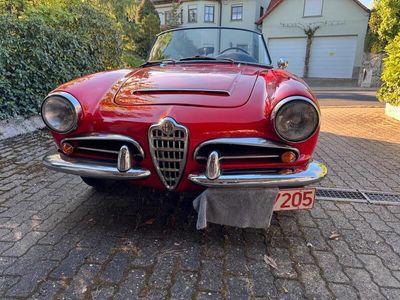 Alfa Romeo Giulia Spider