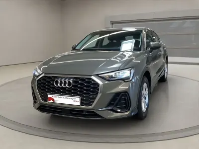 Gebraucht Audi Q3 Sportback Sport 150 PS (110 kW) 2022 Chronosgrau metallic SUV