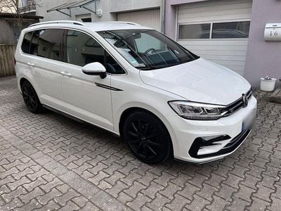 Gebraucht VW Touran Highline 181 PS (133 kW) 2018 Weiß Van / Kleinbus