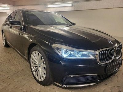 BMW 730
