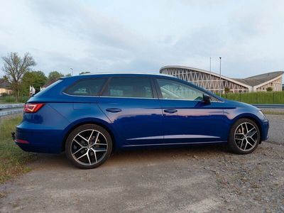 gebraucht Seat Leon ST 1.4 TSI ACT DSG Xcellence Full-Link AHK