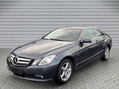Gebraucht Mercedes E350 292 PS (214 kW) 2010 Grau Coupé