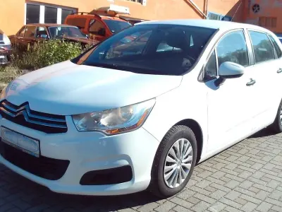 Gebraucht Citroën C4 Attraction 95 PS (69 kW) 2012 Limousine