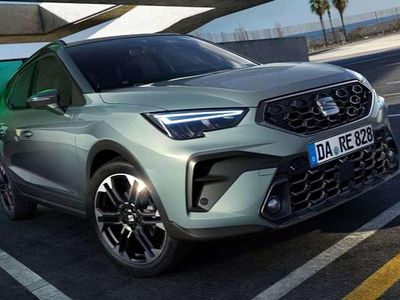 Blau (fjordblau) Neu 2025 Seat Arona FR SUV | 22.600 € (Guter Preis)