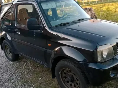 Second-hand Suzuki Jimny 80 CP (58 kW) 2004 Negru SUV