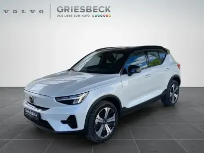 Gebraucht Volvo XC40 Plus 169 kW (231 PS) 2023 Crystalweiss perleffekt SUV