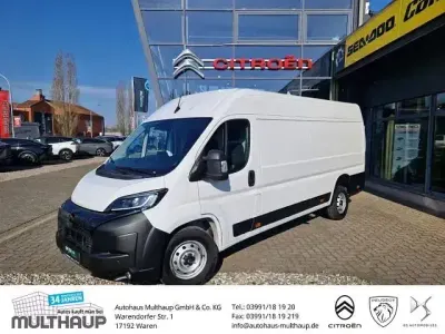 Gebraucht Peugeot Boxer 180 PS (132 kW) 2024 Weiss icy Van