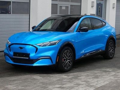 Gebraucht Ford Mustang Mach-E Premium 216 kW (294 PS) 2025 Blau SUV