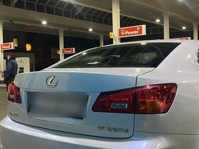 Lexus IS220d