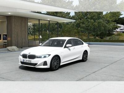 BMW 330e