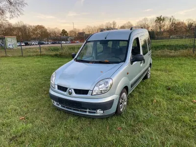 Gebraucht Renault Kangoo Privilege 95 PS (69 kW) 2003 Silber Van / Kleinbus