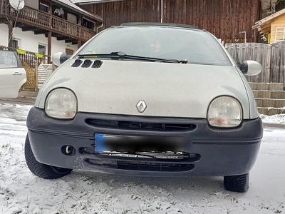 Gebraucht 2003 Renault Twingo Kleinwagen | 300 €