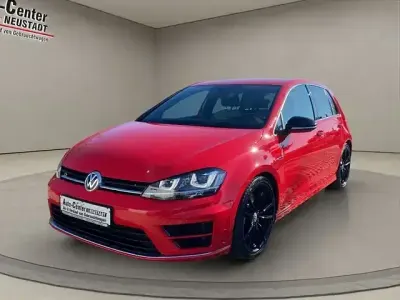 Begagnad VW Golf VII R 300 HK (220 kW) 2017 Röd Sedan