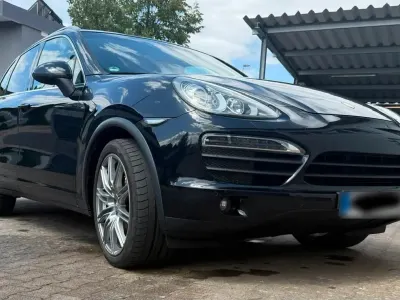 Gebraucht Porsche Cayenne S 400 PS (294 kW) 2010 Schwarz SUV