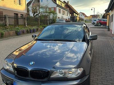Grau Gebraucht 2006 BMW 318 Cabriolet Cabrio | 9.850 € (Etwas zu teuer)