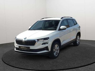 Weiß Gebraucht 2024 Skoda Karoq Selection SUV | 31.822 € (Fairer Preis)
